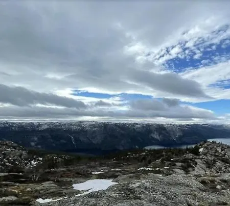 Design By Mountain In Rukkedalen